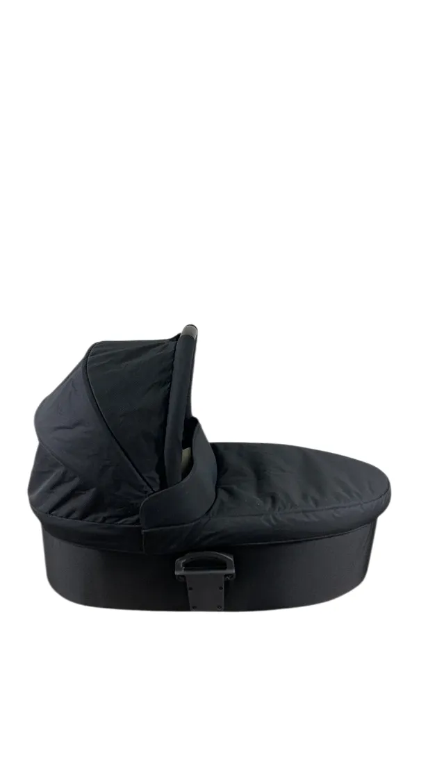 Mamas & Papas Sola2 Bassinet, Black
