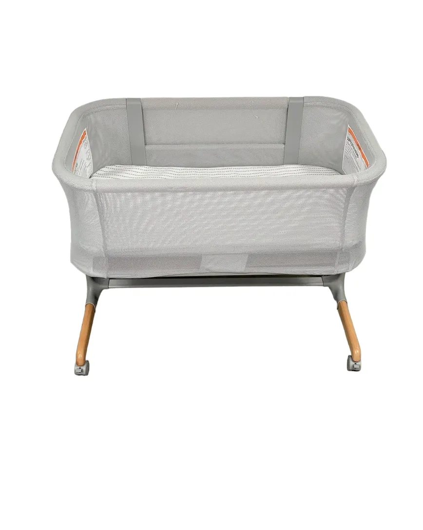 Skip Hop Cozy-Up 2-in-1 Bedside Sleeper and Bassinet